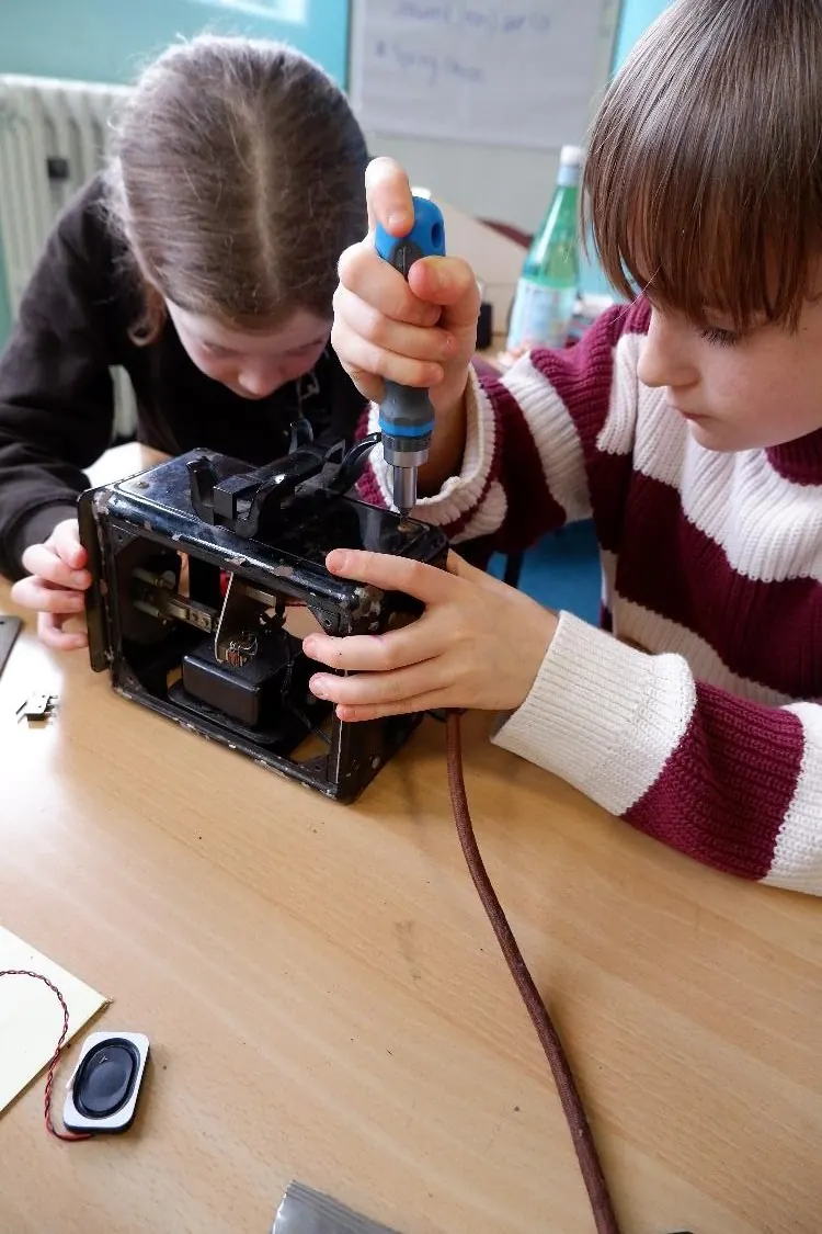 Students turning workshop ideas into physical concepts